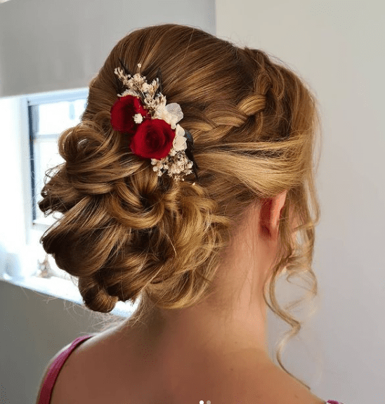 wedding hair stylist